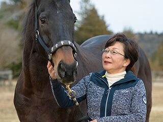 Administradora de clube de equitação e presidente da Associação de Cavalos Aposentados
